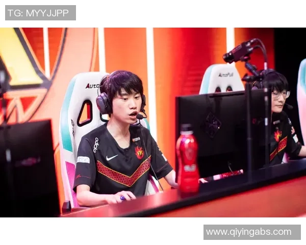 武汉街舞队的反击之路:挑战与成长的双重考验 武汉街舞队的反击之路:挑战与成长的双重考验